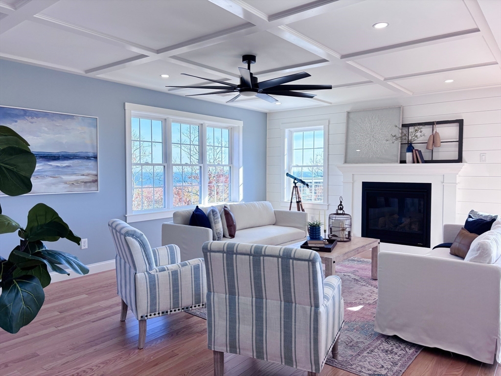 29 Sheppard Rd, Bourne, Massachusetts, 4 Bedrooms Bedrooms, 7 Rooms Rooms,3.5 BathroomsBathrooms,Residential,For Sale,Sheppard Rd,73379477