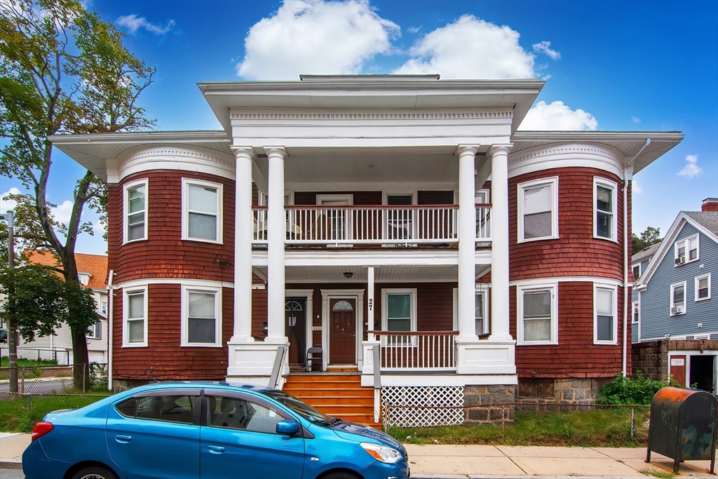 27 Bradshaw St, Boston, Massachusetts, 13 Bedrooms Bedrooms, 21 Rooms Rooms,5 BathroomsBathrooms,Residential Income,For Sale,Bradshaw St,73418189