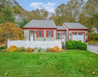 51 Bray Farm Rd N, Yarmouth, Massachusetts, 3 Bedrooms Bedrooms, 6 Rooms Rooms,2.5 BathroomsBathrooms,Residential,For Sale,Bray Farm Rd N,73450884