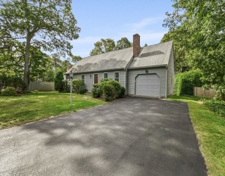 47 Whidah Dr, Harwich, Massachusetts, 3 Bedrooms Bedrooms, 5 Rooms Rooms,2 BathroomsBathrooms,Residential,For Sale,Whidah Dr,73439937