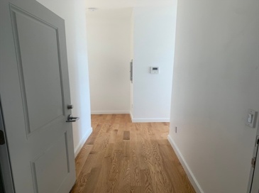 64 Market St, Lynn, Massachusetts, 2 Bedrooms Bedrooms, 4 Rooms Rooms,1 BathroomBathrooms,Residential Lease,For Rent,Market St,73462775