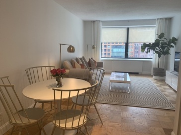 65 East India Row, Boston, Massachusetts, 1 Bedroom Bedrooms, 4 Rooms Rooms,1 BathroomBathrooms,Residential Lease,For Rent,East India Row,73462699