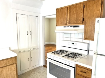 5 Adams Street, Salem, Massachusetts, 2 Bedrooms Bedrooms, 4 Rooms Rooms,1 BathroomBathrooms,Residential Lease,For Rent,Adams Street,73450161