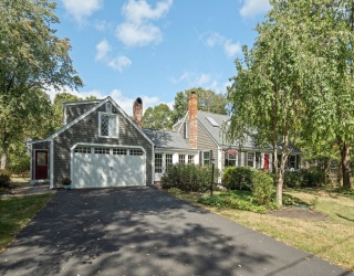 7 Pine Island, Newbury, Massachusetts, 3 Bedrooms Bedrooms, 9 Rooms Rooms,3 BathroomsBathrooms,Residential Income,For Sale,Pine Island,73434644