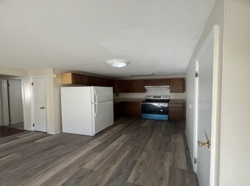 57 W Elm Ter, Brockton, Massachusetts, 2 Bedrooms Bedrooms, 3 Rooms Rooms,1 BathroomBathrooms,Residential Lease,For Rent,W Elm Ter,73456273