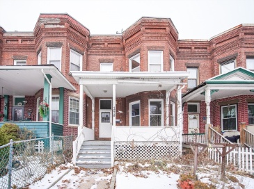 193 Beech Street, Holyoke, Massachusetts, 3 Bedrooms Bedrooms, 5 Rooms Rooms,1 BathroomBathrooms,Residential Lease,For Rent,Beech Street,73462915