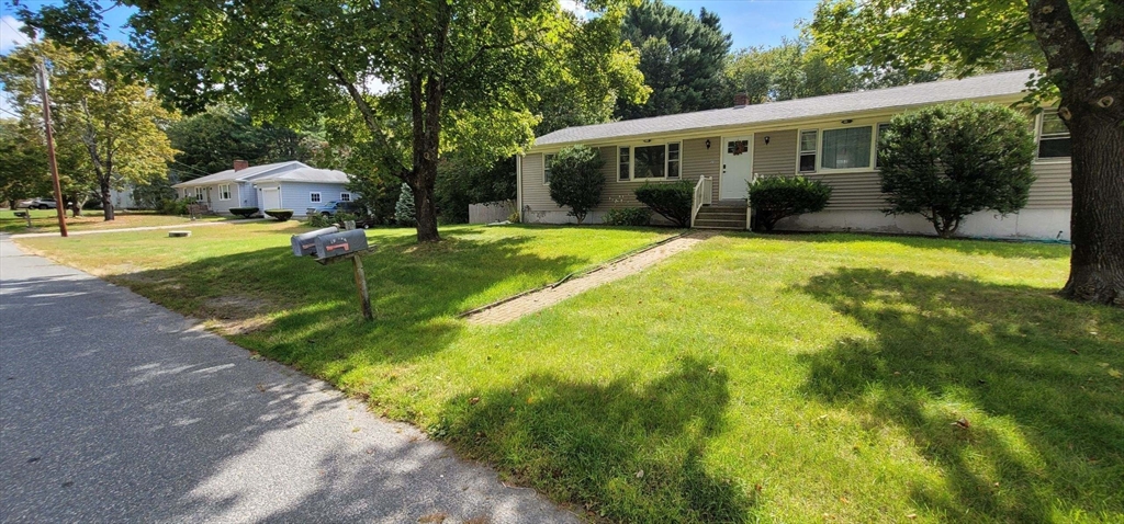 13 Walnut Street, Rehoboth, Massachusetts, 2 Bedrooms Bedrooms, 4 Rooms Rooms,1 BathroomBathrooms,Residential Lease,For Rent,Walnut Street,73462948