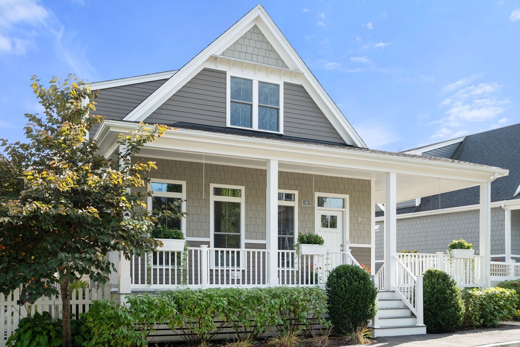 8 Boyde's Crossing, Norfolk, Massachusetts, 2 Bedrooms Bedrooms, 6 Rooms Rooms,2.5 BathroomsBathrooms,Residential,For Sale,Boyde's Crossing,73438699