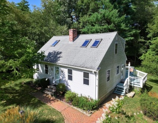 15 Leonard Ave, Freetown, Massachusetts, 4 Bedrooms Bedrooms, 8 Rooms Rooms,2 BathroomsBathrooms,Residential,For Sale,Leonard Ave,73431467