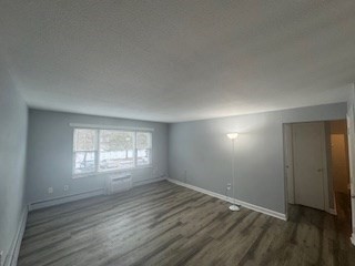 5 Colonial Dr, Andover, Massachusetts, 1 Bedroom Bedrooms, 4 Rooms Rooms,1 BathroomBathrooms,Residential,For Sale,Colonial Dr,73462979