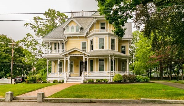 117 Church St, North Attleboro, Massachusetts, 2 Bedrooms Bedrooms, 5 Rooms Rooms,1.5 BathroomsBathrooms,Residential,For Sale,Church St,73463005