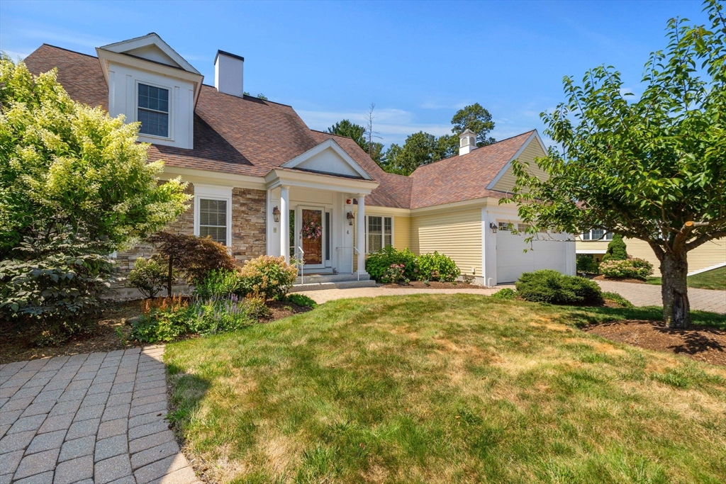 4 English Commons, Topsfield, Massachusetts, 2 Bedrooms Bedrooms, 8 Rooms Rooms,3 BathroomsBathrooms,Residential,For Sale,English Commons,73453665