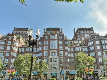 300 Boylston Street, Boston, Massachusetts, 2 Bedrooms Bedrooms, 6 Rooms Rooms,2.5 BathroomsBathrooms,Residential,For Sale,Boylston Street,73362668