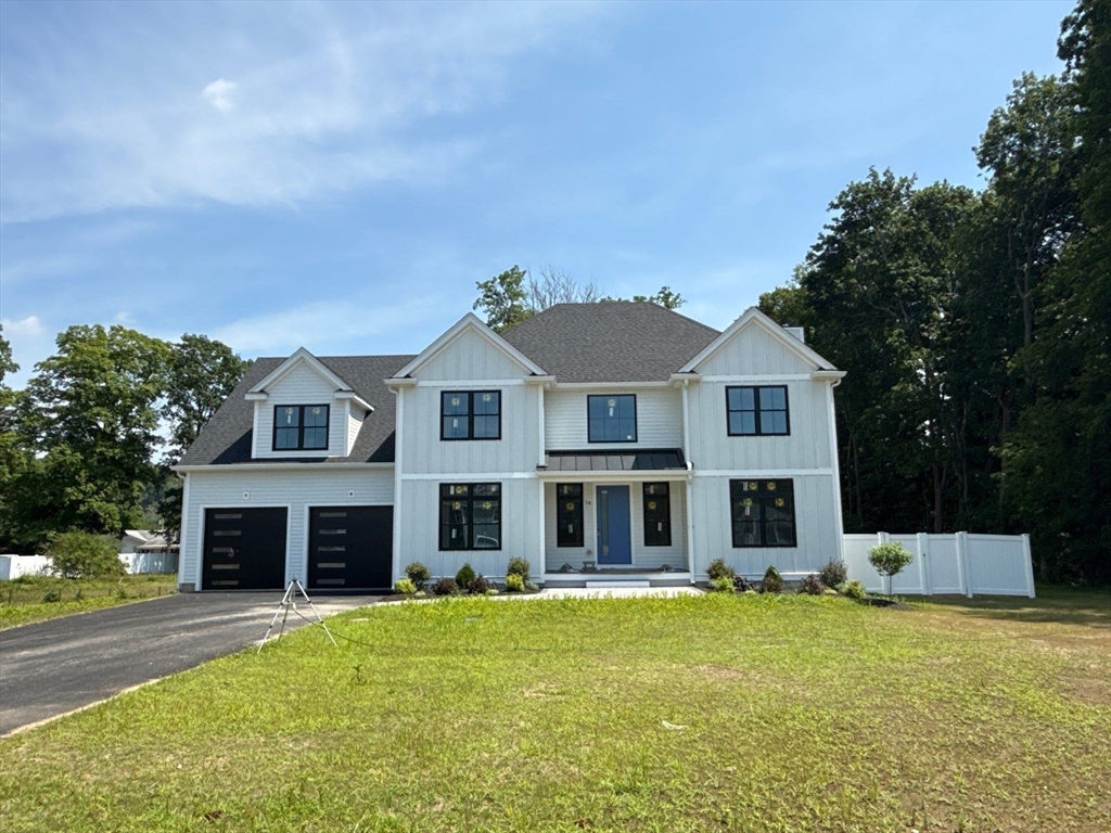14 Earle Stewart Ln, Wrentham, Massachusetts, 4 Bedrooms Bedrooms, 9 Rooms Rooms,3.5 BathroomsBathrooms,Residential,For Sale,Earle Stewart Ln,73463206