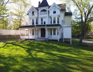 21 Pleasant Street, Upton, Massachusetts, 3 Bedrooms Bedrooms, 6 Rooms Rooms,1 BathroomBathrooms,Residential Lease,For Rent,Pleasant Street,73463242