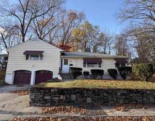 22 Roy St, Worcester, Massachusetts, 3 Bedrooms Bedrooms, 5 Rooms Rooms,1.5 BathroomsBathrooms,Residential,For Sale,Roy St,73455773