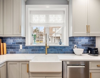 5 Maple Ln, Marshfield, Massachusetts, 2 Bedrooms Bedrooms, 6 Rooms Rooms,2.5 BathroomsBathrooms,Residential,For Sale,Maple Ln,73454840