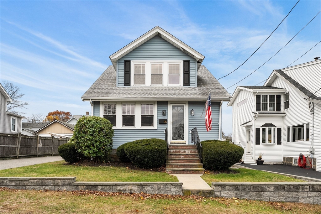 95 Assabet Road, Quincy, Massachusetts, 2 Bedrooms Bedrooms, 6 Rooms Rooms,1.5 BathroomsBathrooms,Residential Lease,For Rent,Assabet Road,73459865