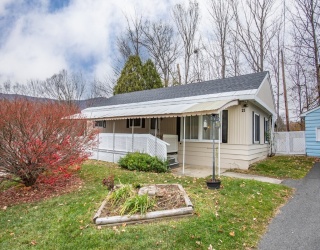 21 Overlook Ter, Adams, Massachusetts, 3 Bedrooms Bedrooms, 5 Rooms Rooms,1.5 BathroomsBathrooms,Residential,For Sale,Overlook Ter,73453165