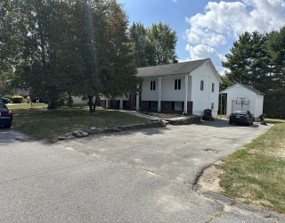 67 Lincoln Lane, Dracut, Massachusetts, 4 Bedrooms Bedrooms, 9 Rooms Rooms,2 BathroomsBathrooms,Residential,For Sale,Lincoln Lane,73430713