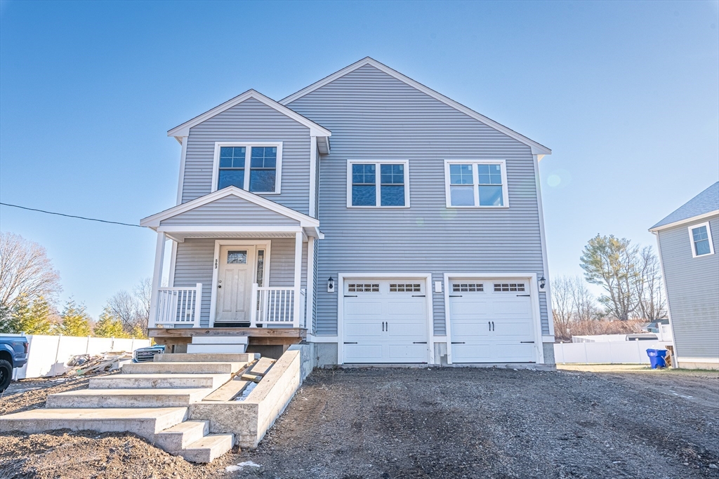 563 Whittenton St, Taunton, Massachusetts, 4 Bedrooms Bedrooms, 7 Rooms Rooms,2.5 BathroomsBathrooms,Residential,For Sale,Whittenton St,73463440