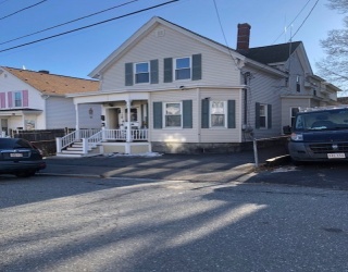 148 B Street, Lowell, Massachusetts, 2 Bedrooms Bedrooms, 5 Rooms Rooms,1 BathroomBathrooms,Residential Lease,For Rent,B Street,73463468