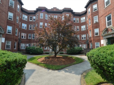 15 Lynde St, Salem, Massachusetts, 1 Bedroom Bedrooms, 4 Rooms Rooms,1 BathroomBathrooms,Residential Lease,For Rent,Lynde St,73450972