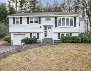 14 Regis Rd, Tewksbury, Massachusetts, 3 Bedrooms Bedrooms, 10 Rooms Rooms,1.5 BathroomsBathrooms,Residential,For Sale,Regis Rd,73456755