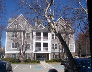 1056 Victoria, New Bedford, Massachusetts, 2 Bedrooms Bedrooms, 6 Rooms Rooms,2 BathroomsBathrooms,Residential,For Sale,Victoria,73463529