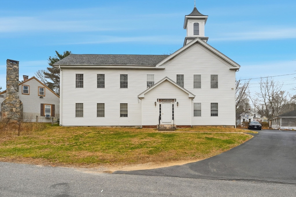 4 Ware Road, Killingly, Connecticut, 8 Bedrooms Bedrooms, 16 Rooms Rooms,5 BathroomsBathrooms,Residential Income,For Sale,Ware Road,73457683