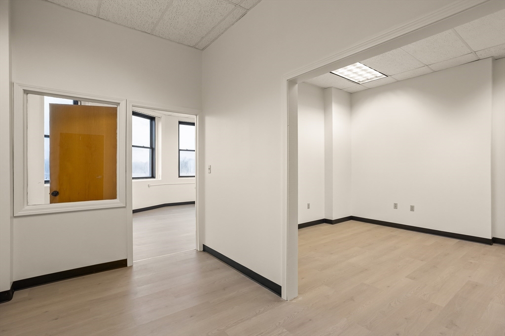 435 Lancaster St, Leominster, Massachusetts, ,Commercial Lease,For Rent,Lancaster St,73463585