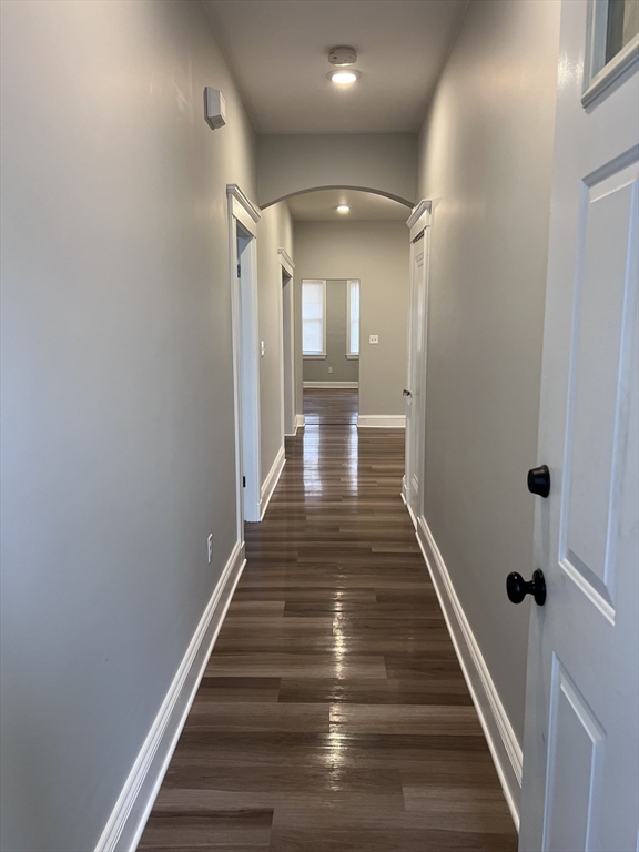 100 Maverick, Chelsea, Massachusetts, 3 Bedrooms Bedrooms, 5 Rooms Rooms,1 BathroomBathrooms,Residential Lease,For Rent,Maverick,73463612