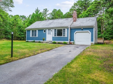 9 Taragon Circle, Barnstable, Massachusetts, 2 Bedrooms Bedrooms, 4 Rooms Rooms,2 BathroomsBathrooms,Residential,For Sale,Taragon Circle,73352031