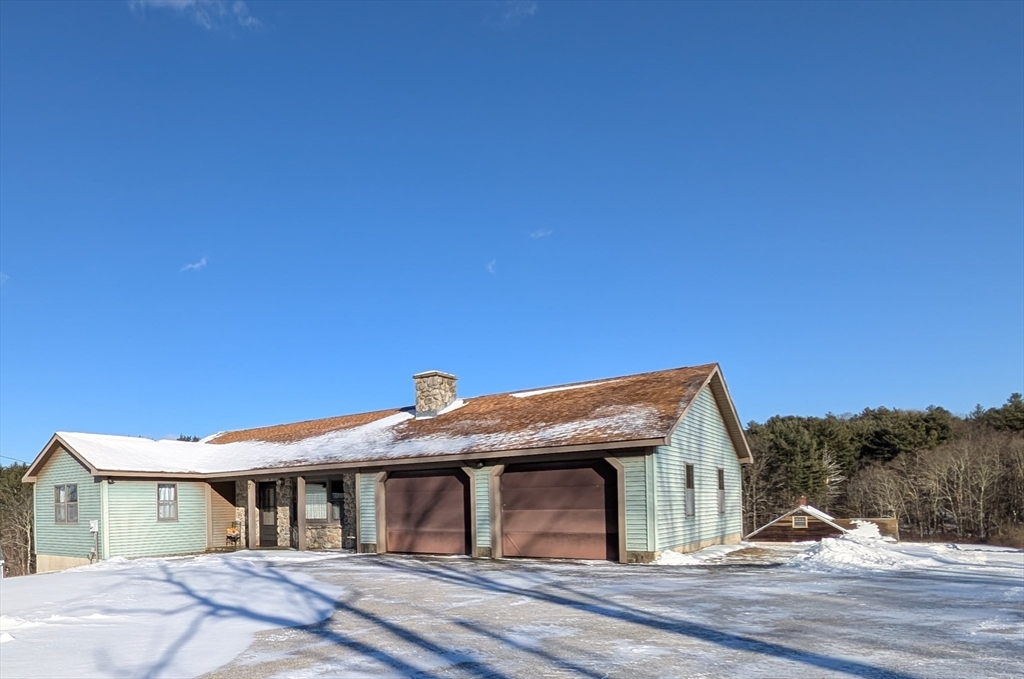 7 King Road, Charlton, Massachusetts, 3 Bedrooms Bedrooms, 9 Rooms Rooms,2.5 BathroomsBathrooms,Residential,For Sale,King Road,73463633