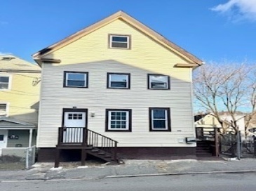 153 Union St, Lawrence, Massachusetts, 2 Bedrooms Bedrooms, 4 Rooms Rooms,1 BathroomBathrooms,Residential Lease,For Rent,Union St,73463636