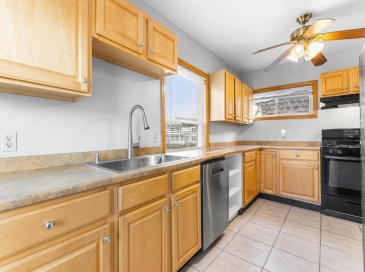 12 Wilmington Ave, Boston, Massachusetts, 3 Bedrooms Bedrooms, 5 Rooms Rooms,1 BathroomBathrooms,Residential Lease,For Rent,Wilmington Ave,73455620