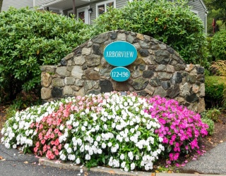 178 Bishop Forest Drive, Waltham, Massachusetts, 3 Bedrooms Bedrooms, 7 Rooms Rooms,3.5 BathroomsBathrooms,Residential Lease,For Rent,Bishop Forest Drive,73462005