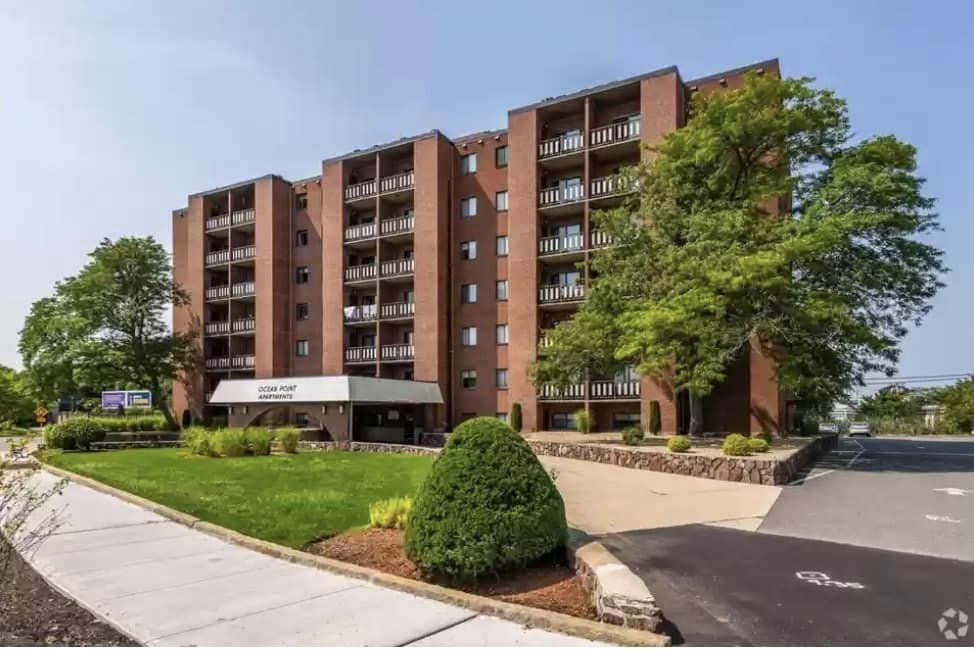 2 Ocean, Revere, Massachusetts, 1 Bedroom Bedrooms, 4 Rooms Rooms,1 BathroomBathrooms,Residential Lease,For Rent,Ocean,73463705