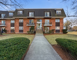 5 Pilgrim Circle, Methuen, Massachusetts, 2 Bedrooms Bedrooms, 4 Rooms Rooms,1 BathroomBathrooms,Residential,For Sale,Pilgrim Circle,73463736