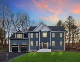 8 Hudson Ave, Grafton, Massachusetts, 4 Bedrooms Bedrooms, 6 Rooms Rooms,3.5 BathroomsBathrooms,Residential,For Sale,Hudson Ave,73453366