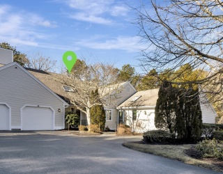 10 Kettle Ln, Mashpee, Massachusetts, 2 Bedrooms Bedrooms, 5 Rooms Rooms,2.5 BathroomsBathrooms,Residential,For Sale,Kettle Ln,73463798