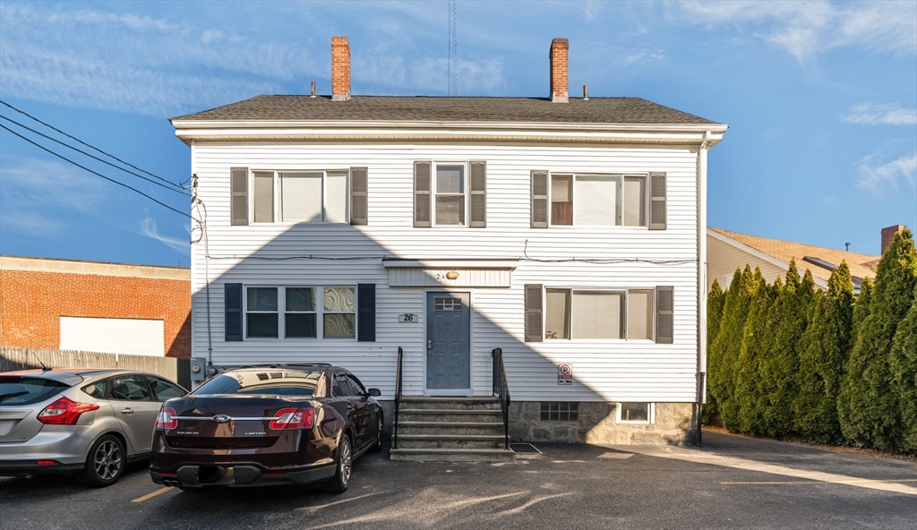 26 Brow St, Fall River, Massachusetts, 5 Bedrooms Bedrooms, 20 Rooms Rooms,5 BathroomsBathrooms,Residential Income,For Sale,Brow St,73463821