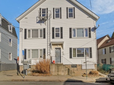 30 Brow St, Fall River, Massachusetts, 12 Bedrooms Bedrooms, 22 Rooms Rooms,5 BathroomsBathrooms,Residential Income,For Sale,Brow St,73463823