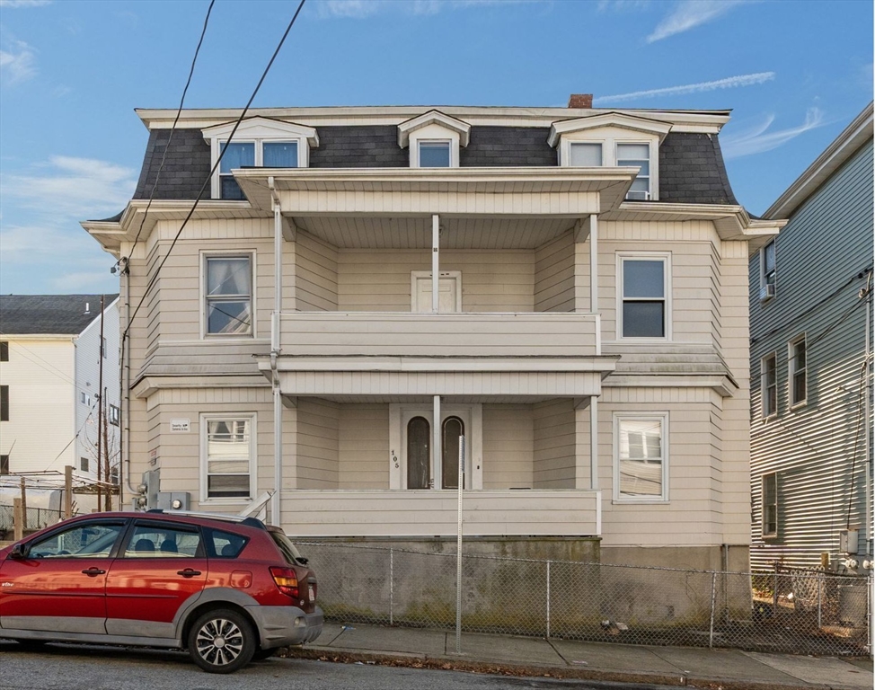 105 Park St, Fall River, Massachusetts, 10 Bedrooms Bedrooms, 26 Rooms Rooms,8 BathroomsBathrooms,Residential Income,For Sale,Park St,73463824