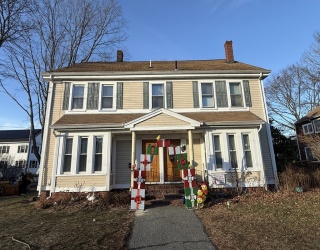 97 Friend, Amesbury, Massachusetts, 3 Bedrooms Bedrooms, 6 Rooms Rooms,2 BathroomsBathrooms,Residential Lease,For Rent,Friend,73463757