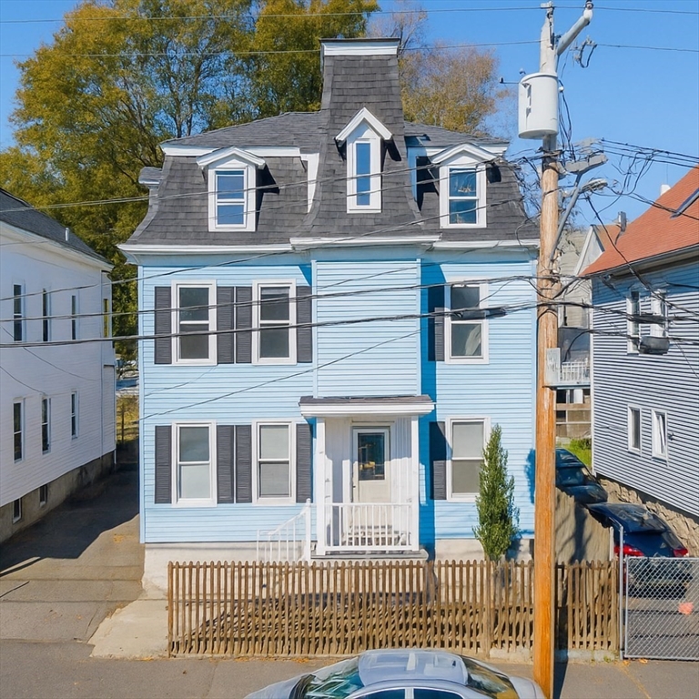 145 State St, New Bedford, Massachusetts, 7 Bedrooms Bedrooms, 13 Rooms Rooms,3 BathroomsBathrooms,Residential Income,For Sale,State St,73451146