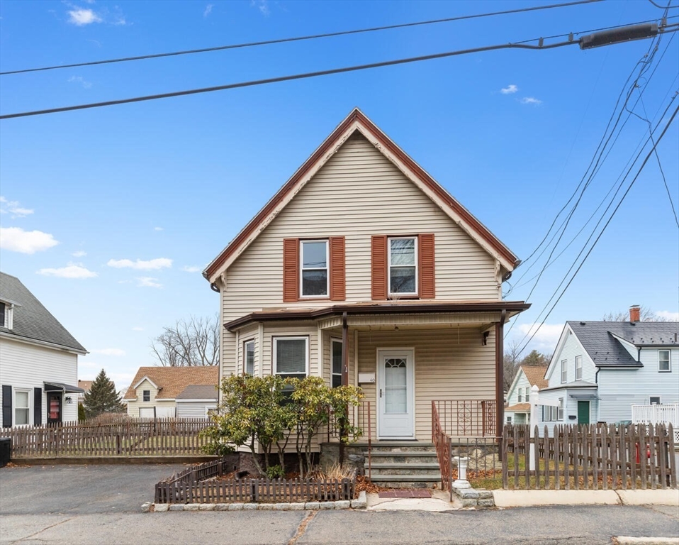 40 Buena Vista St, Swampscott, Massachusetts, 3 Bedrooms Bedrooms, 6 Rooms Rooms,1.5 BathroomsBathrooms,Residential,For Sale,Buena Vista St,73463860
