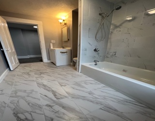 14 Bellevue St, Lowell, Massachusetts, 2 Bedrooms Bedrooms, 5 Rooms Rooms,1 BathroomBathrooms,Residential Lease,For Rent,Bellevue St,73463925