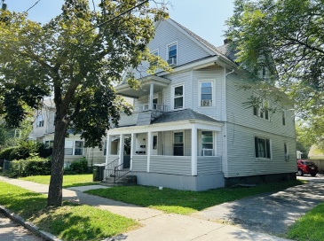 31 Denton Circle, Springfield, Massachusetts, 5 Bedrooms Bedrooms, 8 Rooms Rooms,3 BathroomsBathrooms,Residential Income,For Sale,Denton Circle,73383909