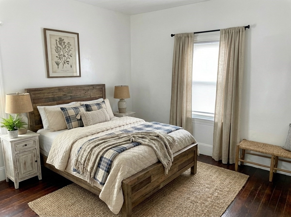 49 Carpenter St, Attleboro, Massachusetts, 2 Bedrooms Bedrooms, 5 Rooms Rooms,1 BathroomBathrooms,Residential Lease,For Rent,Carpenter St,73463980